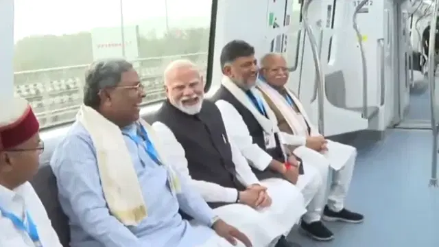 PM Modi, CM Siddaramaiah, and DK Shivakumar Share Lighthearted Metro Ride in Bengaluru..!