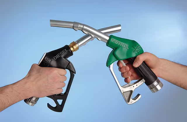 Bengaluru Fuel Prices Today: Petrol at ₹102.92, Diesel at ₹90.99 — No Major Change..!