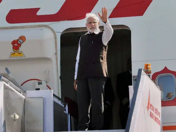PM Modi’s Grand Welcome in London..!