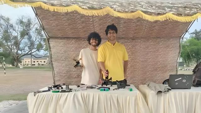 ಹಾಸ್ಟೆಲ್ ಕೊಠಡಿಯಲ್ಲಿ ಅರಳಿದ ಬ್ಯುಸಿನೆಸ್ ಕನಸು - ಇಂಡಿಯನ್ ಆರ್ಮಿಯಿಂದಲೇ ವಿದ್ಯಾರ್ಥಿಗಳ ಪ್ರಾಜೆಕ್ಟ್ ಖರೀದಿ 
