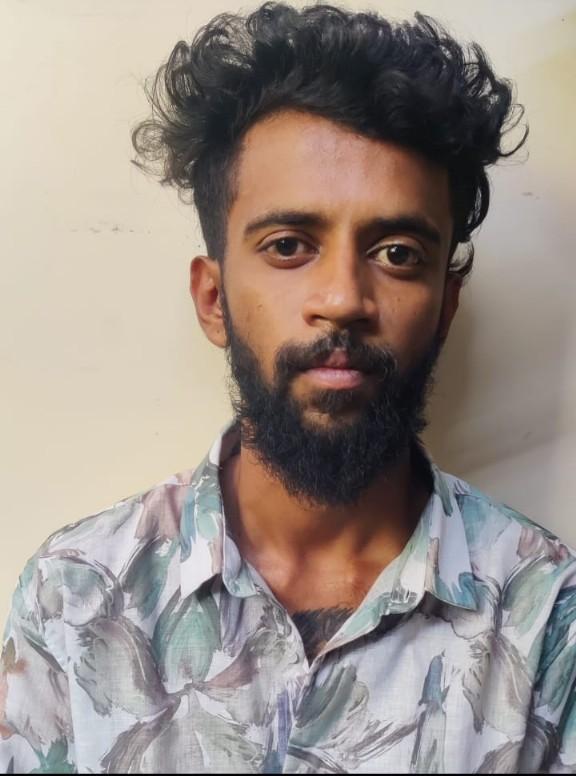 ಅಜ್ಜಿ ಮನೆಯಲ್ಲಿ ಕಳ್ಳತನ ಮಾಡಿದ್ದ ಮೊಮ್ಮಗನ ಬಂಧನ