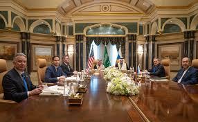 Russia's Demand for Inclusion in Ukraine's Security Guarantee Talks: A Complex Diplomatic Challenge..!
