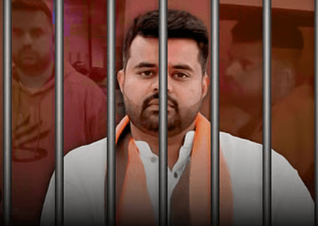 ಇಂದು ಪ್ರಜ್ವಲ್ ರೇವಣ್ಣಗೆ ಶಿಕ್ಷೆ ಪ್ರಮಾಣ ಪ್ರಕಟ..ಯಾವೆಲ್ಲ ಸೆಕ್ಷನ್‌ಗಳು..ಎಷ್ಟು ವರ್ಷ ಶಿಕ್ಷೆ ಎಂದು ಶೀಘ್ರದಲ್ಲೇ ಪ್ರಕಟ!