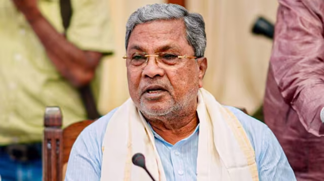 “ರಾಜಕೀಯ ಬದಲಾವಣೆಗಳ ಬಗ್ಗೆ ಹೇಳಿಕೆಗಳನ್ನು ನಿರ್ಲಕ್ಷಿಸಿ” -  ಸಿಎಂ ಸಿದ್ದರಾಮಯ್ಯ ಸ್ಪಷ್ಟನೆ!