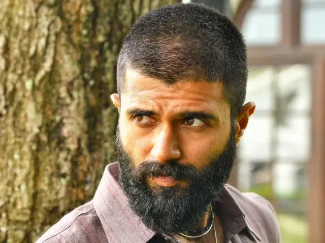 ನಟ ವಿಜಯ್ ದೇವರಕೊಂಡಗೆ ಕಾನೂನು ಕಗ್ಗಂಟು..ಎಸ್ಸಿ/ಎಸ್ಟಿ ಕಾಯ್ದೆಯಡಿ ಪ್ರಕರಣ! ಅಷ್ಟಕ್ಕೂ ಆಗಿದ್ದೇನು?